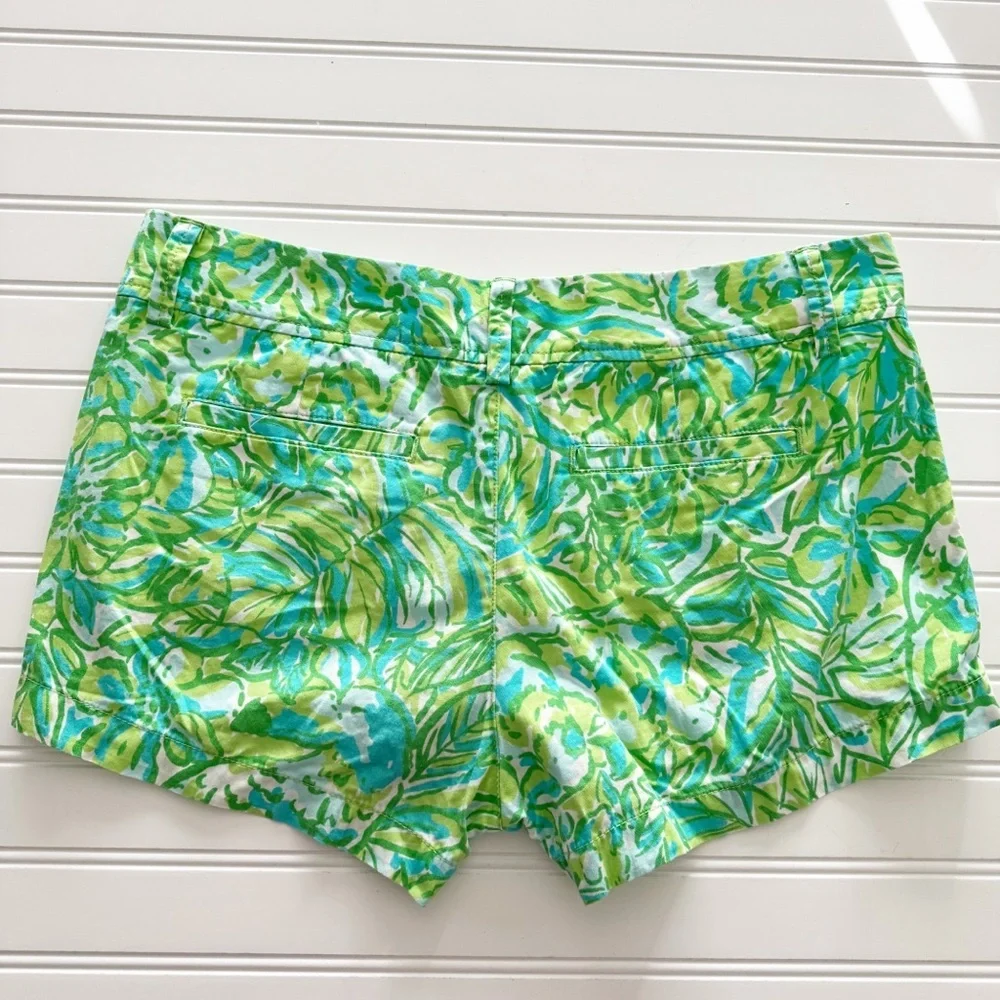 Lilly Pulitzer “The Walsh Short” Green and Blue Floral Shorts - Size 8